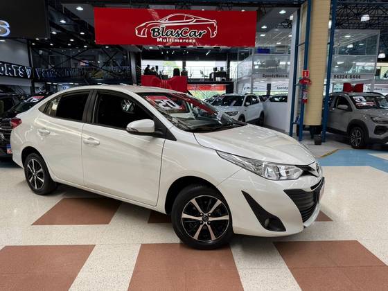 TOYOTA YARIS 1.5 16V FLEX SEDAN XL LIVE MULTIDRIVE